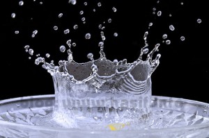 Water Drop Splits snapped in Highest Shutter Speed